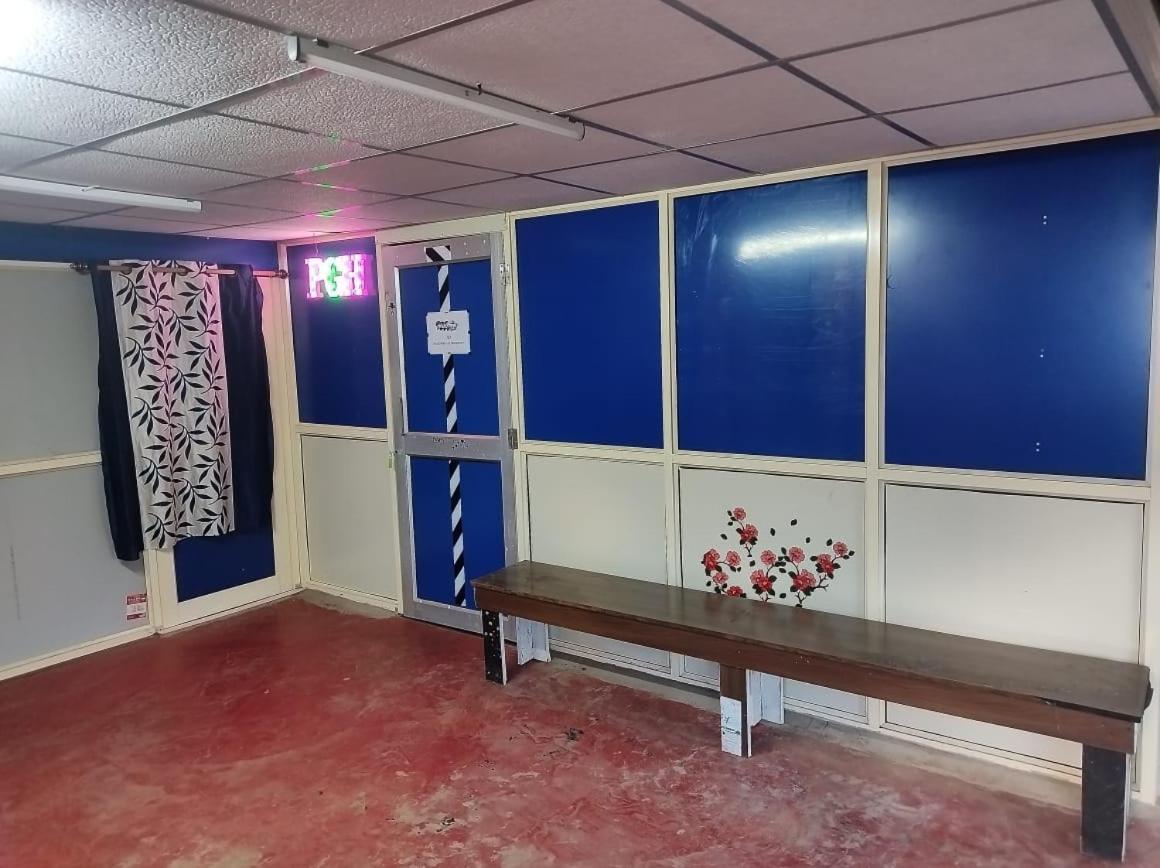 Rajeswari Ac Dormitory For Indian Males Only Port Blair Esterno foto